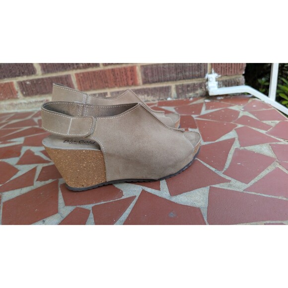 Bio-Gold Suede Wedge Peep Toe Slingback Sandals-Taupe-Sz 7.5 Made in Italy - Picture 2 of 11